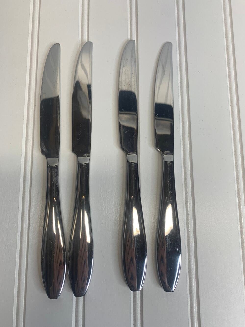 Oneida Silver Heavy Stainless Steel Knives Table Knife